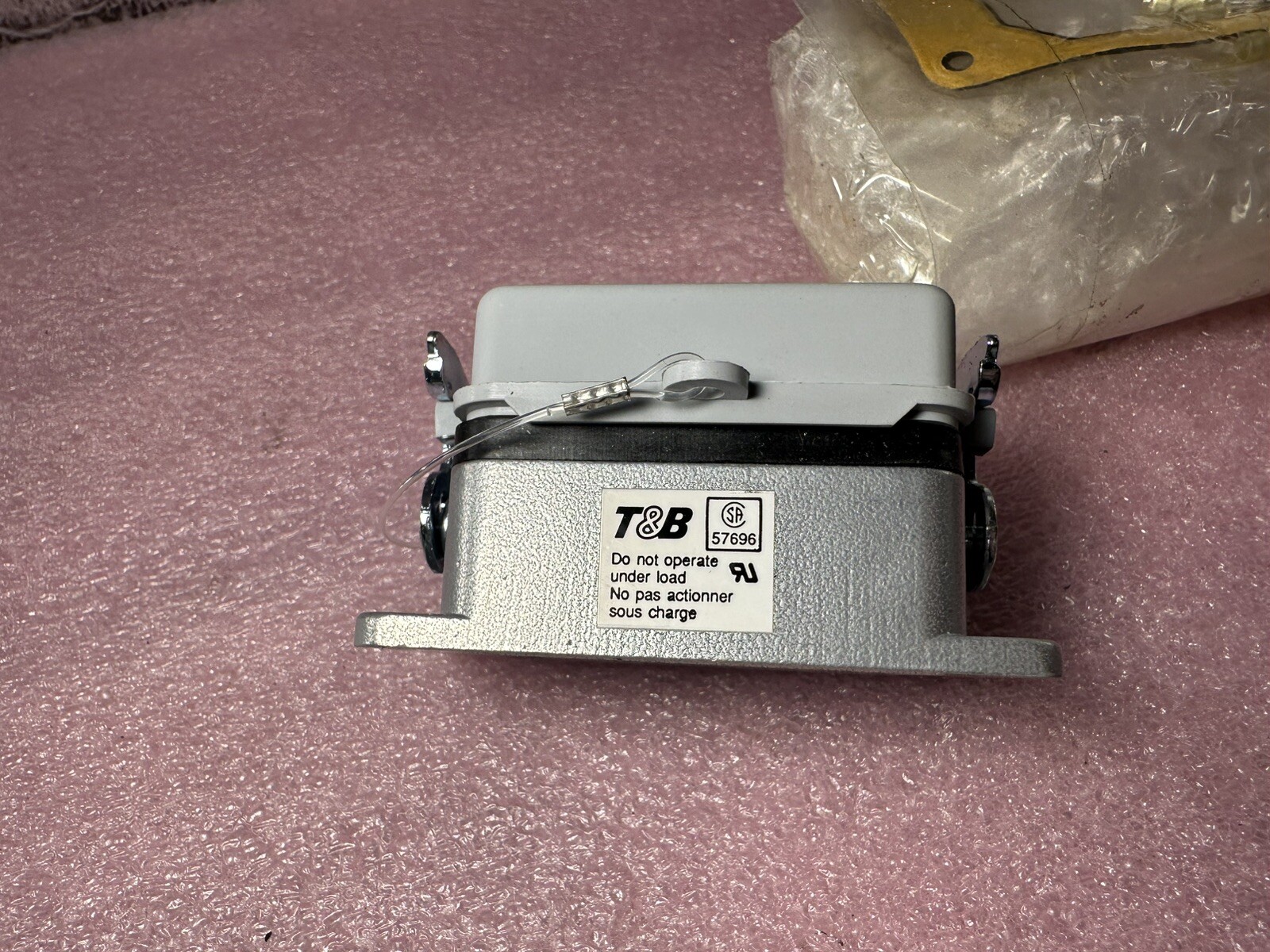 THOMAS&BETTS 57696 CONNECTOR