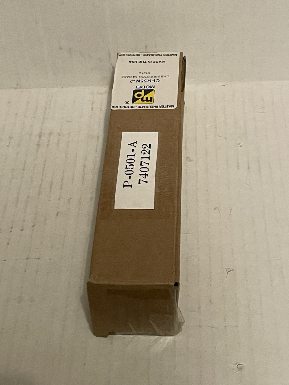 Master Pneumatic Model- CFR55M-2 CMB F/R Piston 1/4” Gage 0525D