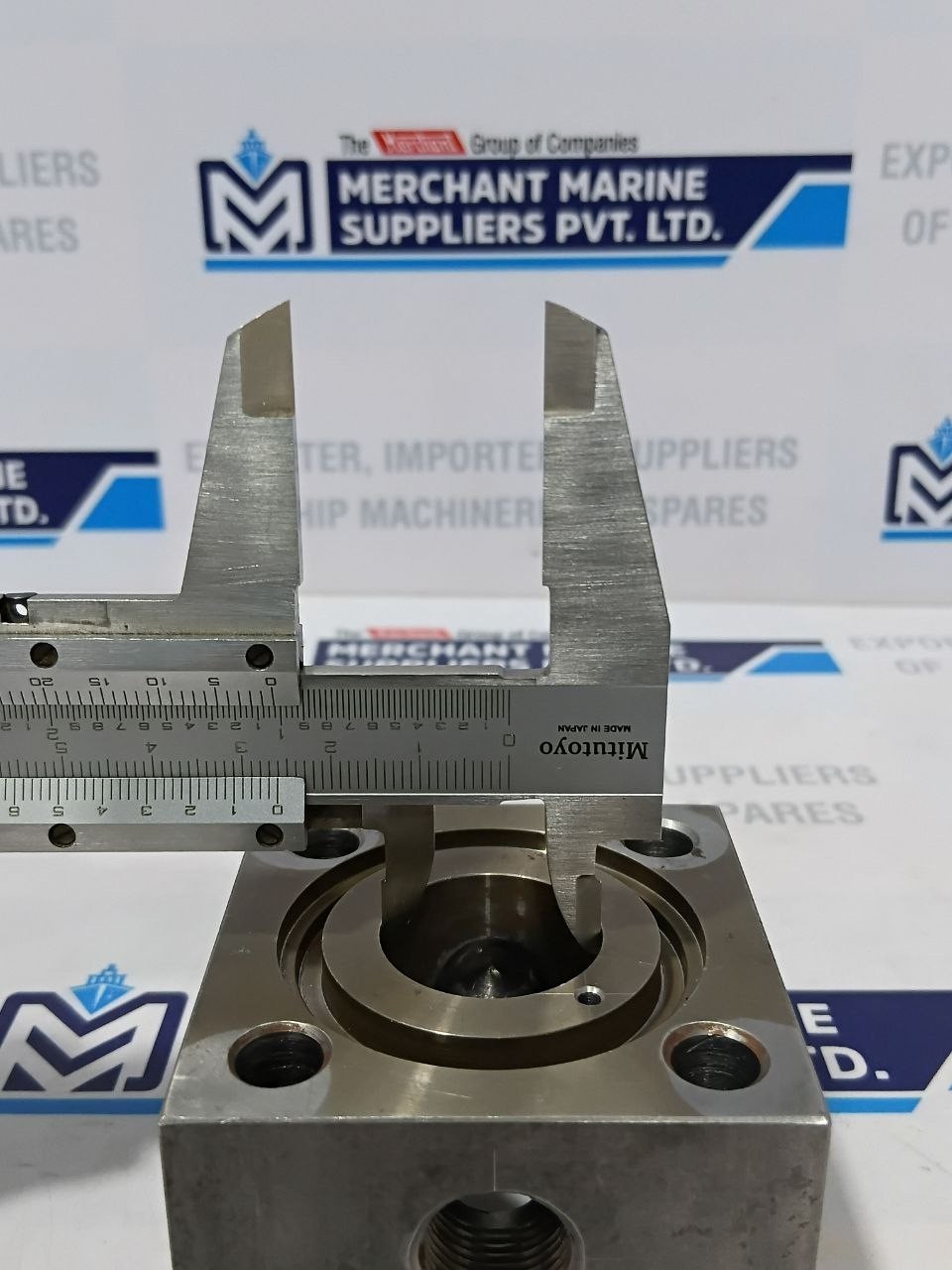 MHI ROD COVER 2 Oil Cylinder SA-40-B-28 CB-18 150Lb