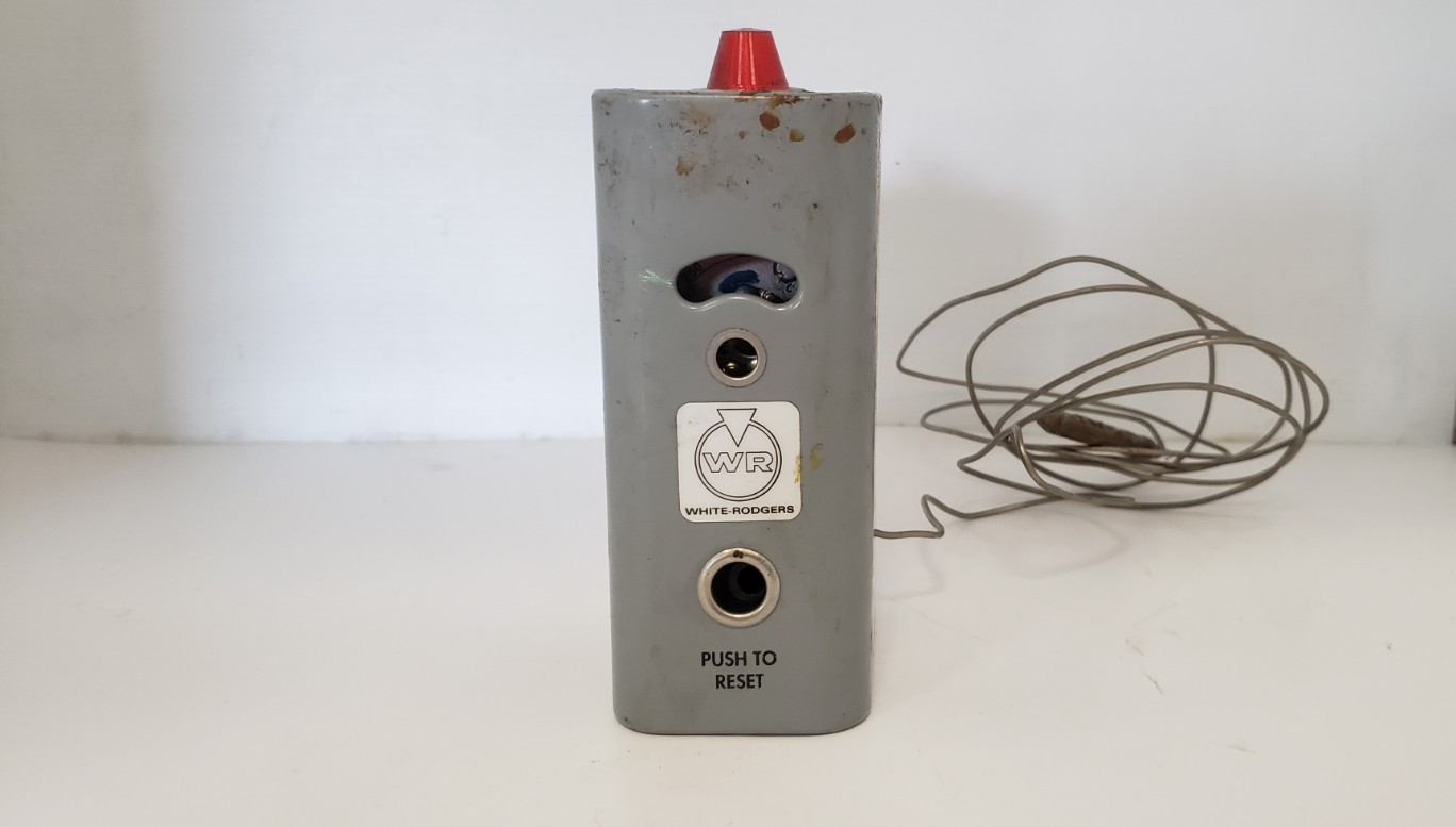 WHITE RODGERS 11B27-10 TEMPERATURE CONTROLLER, 250°-650°F, 140°-340°C