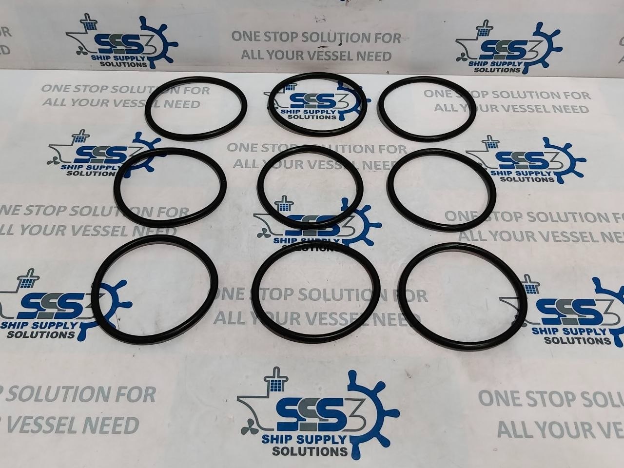 O-Ring FL/400 G-N72-166-D O-Ring Size OD 90mm x ID 82mm x Thickness 5mm