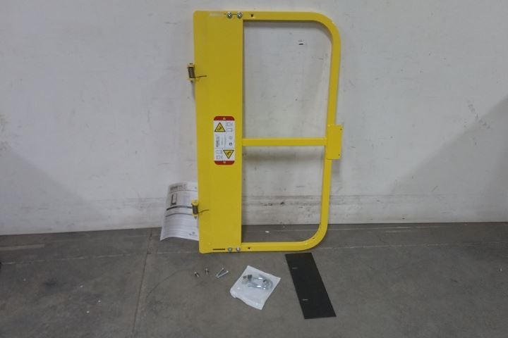 PS Industries LSGF-21-PCY 19-3/4 to 23-1/2 In Width Single-Door Safety Gate
