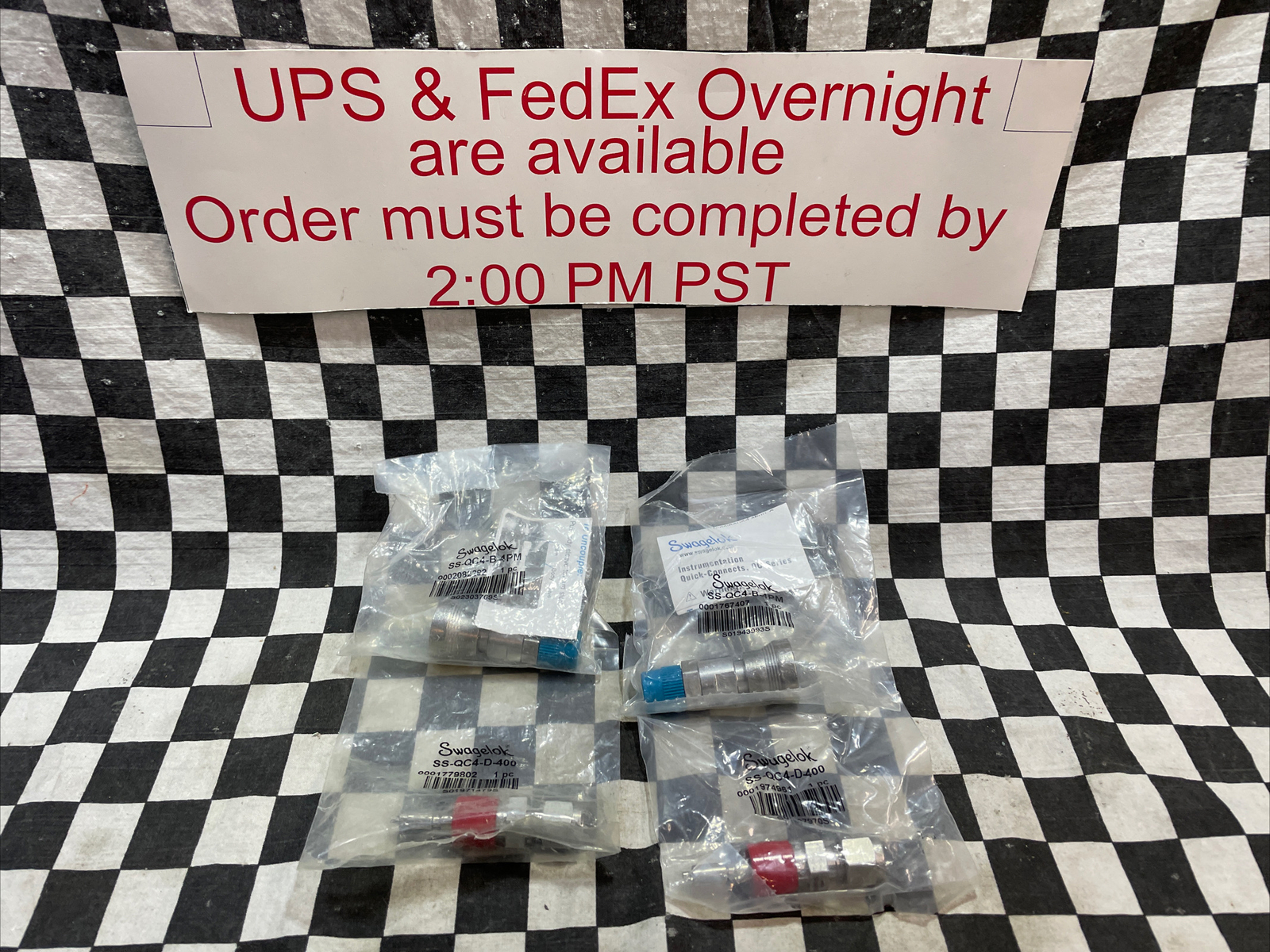 SWAGELOK Quick Connect 1/4″, SS-QC4-B-4PM & SS-QC4-D-400, LOT OF 2 SETS #1327D10