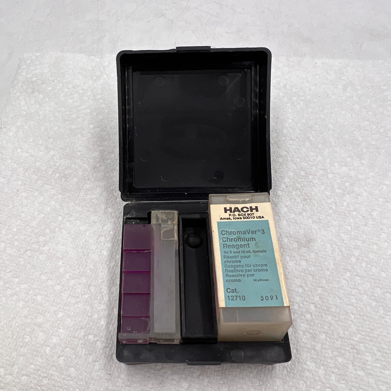 HACH TEST KIT Vintage ChromaVer Chromium Reagent