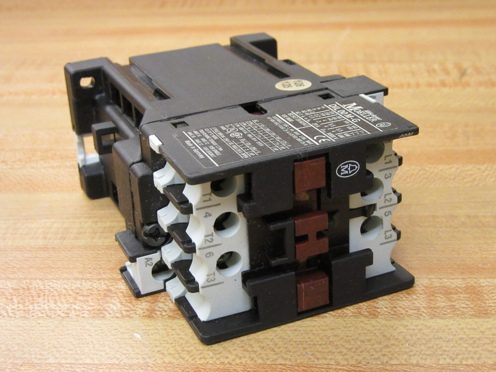 Klockner Moeller DIL00M-G-24VDC Contactor DIL00MG24VDC