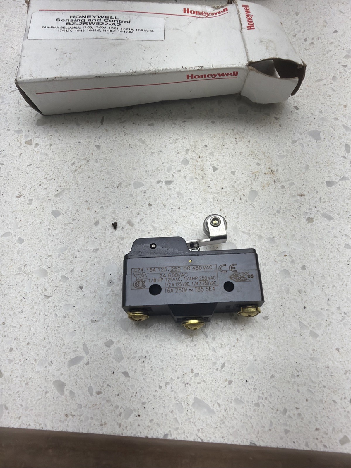 Micro Switch BZ-2RW822-A2 Honeywell Switch BZ2RW822A2
