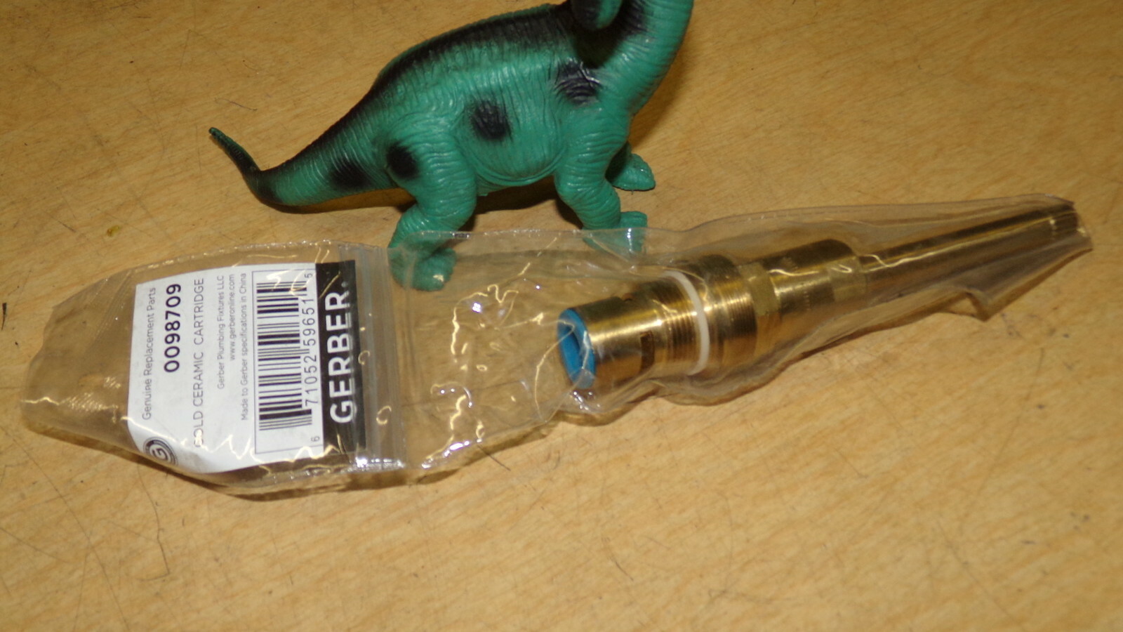 NEW 0098709 Gerber Cold Ceramic Plumbing Fixture *Free Shipping*