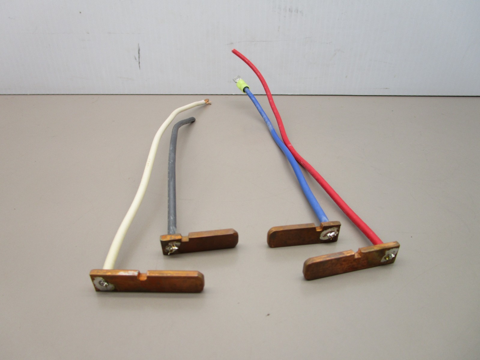 StarLine Track Busway Tap Box Contact Set for Old Style Black Case