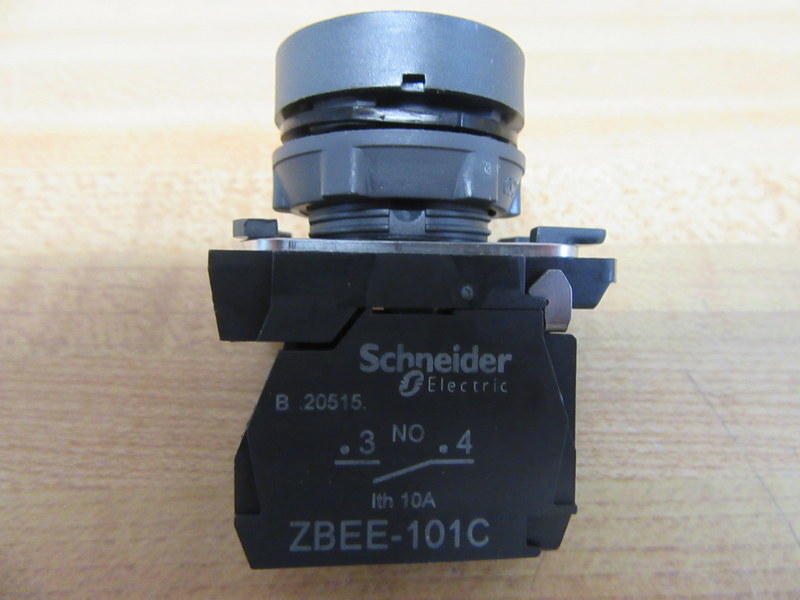 Schneider Electric/Telemecanique XB5AA42 Push Button Switch (Pack of 3)