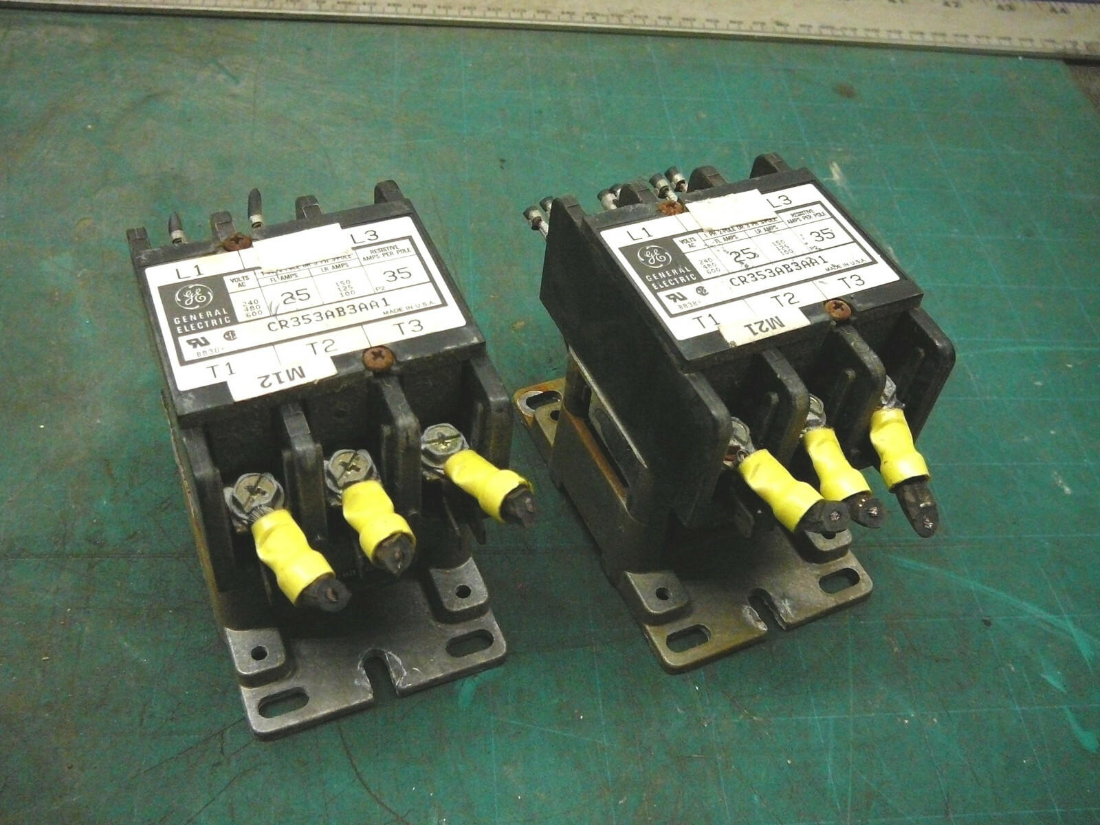 LOT OF 4 GENERAL ELECTRIC CONTACTORS CR353AB3AA1 COIL: 110/120V 55-B31A
