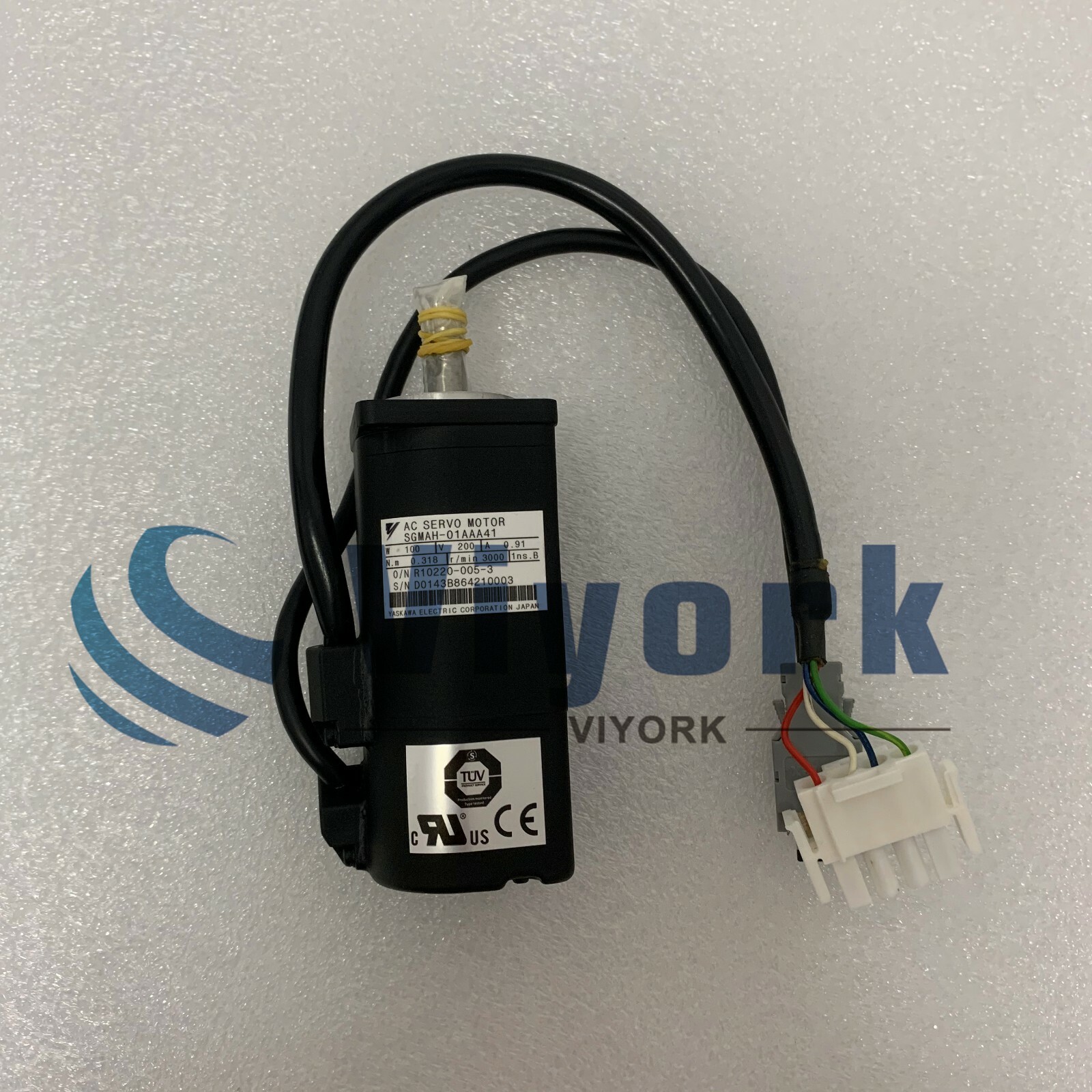 Yaskawa SGMAH-01AAA41 AC SERVO MOTOR 3000RPM 0.91A 100W 200V 0.318N.m NEW