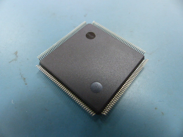 C n T F82C315 6610-F Qty of 2 per Lot 82C315 C n T 9002