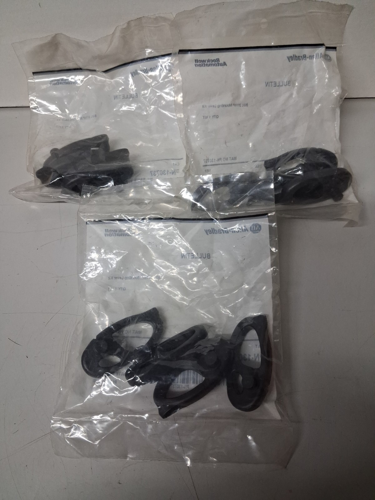 BRAND NEW!! Allen Bradley PN-130737 Mounting Lever Kit (Lot Of 3)