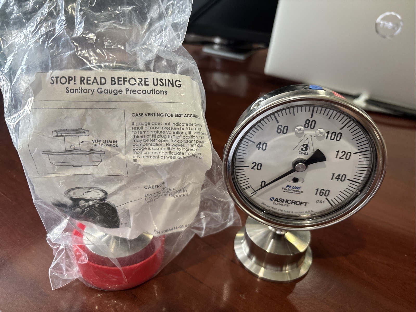 ASHCROFT Sanitary Gauge 35-1032-S-20L-160# 0-160PSI 3-1/2″ inch Dial 2 In: NEW