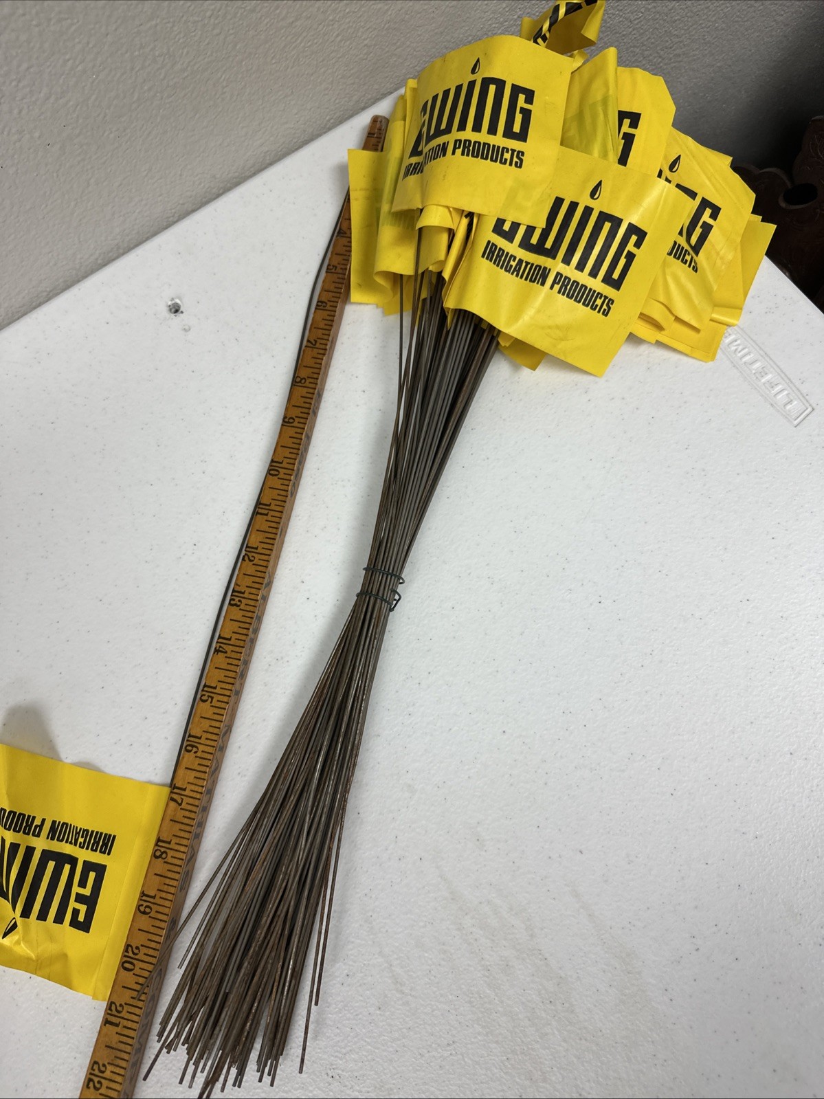 70+ Utility Marking Flags 21″ Tall Yellow Flag 4″ X 4.5″ Lightly Seasoned