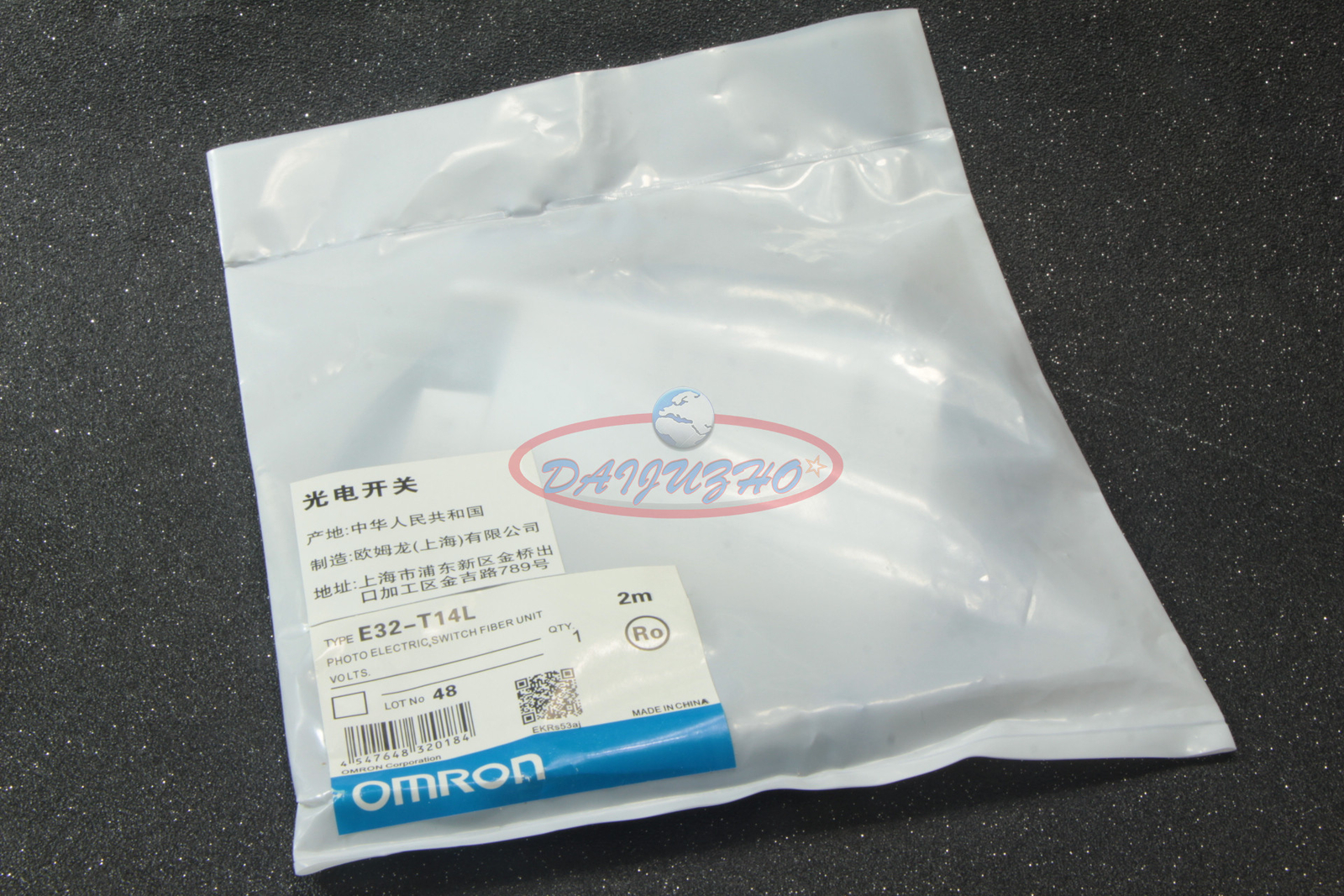 1PCS New OMRON E32-T14L E32T14L Photoelectric Switch Fiber Unit