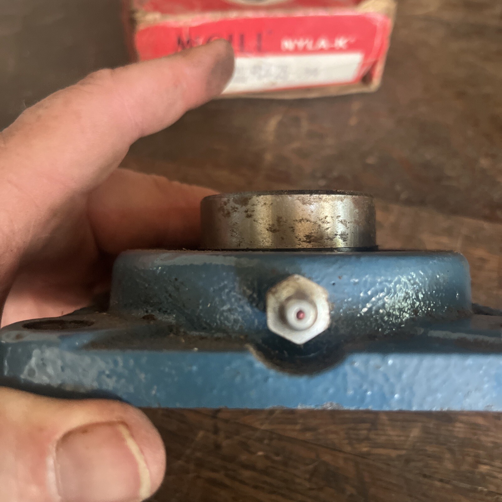 NOS MCGILL FLANGE BEARING FC4-25-1 3/8