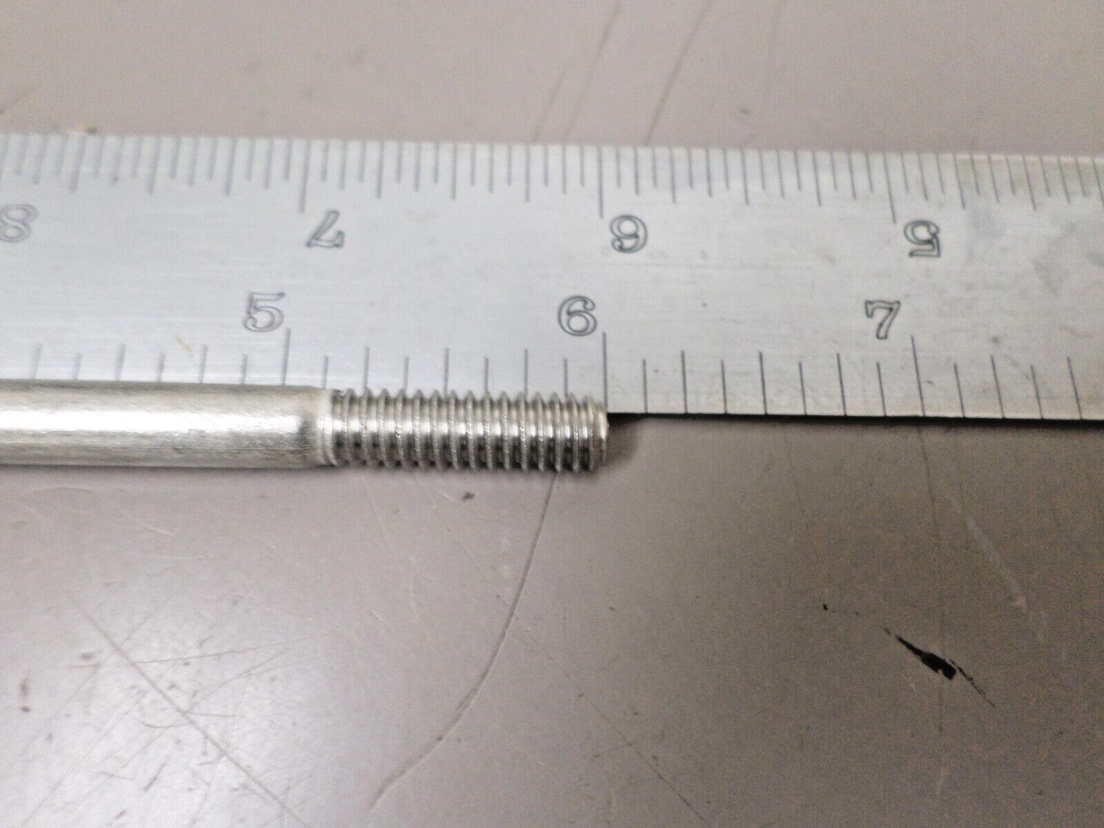 Lot of 10 – 1/4-20 x 6 Stainless Steel Coarse Hex Bolt F593C THE