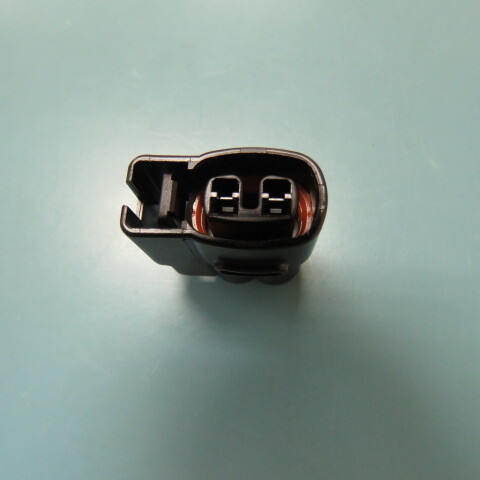 YAZAKI 7223-9328-30 Qty of 25 per Lot 2-POSITION FEMALE CONNECTOR