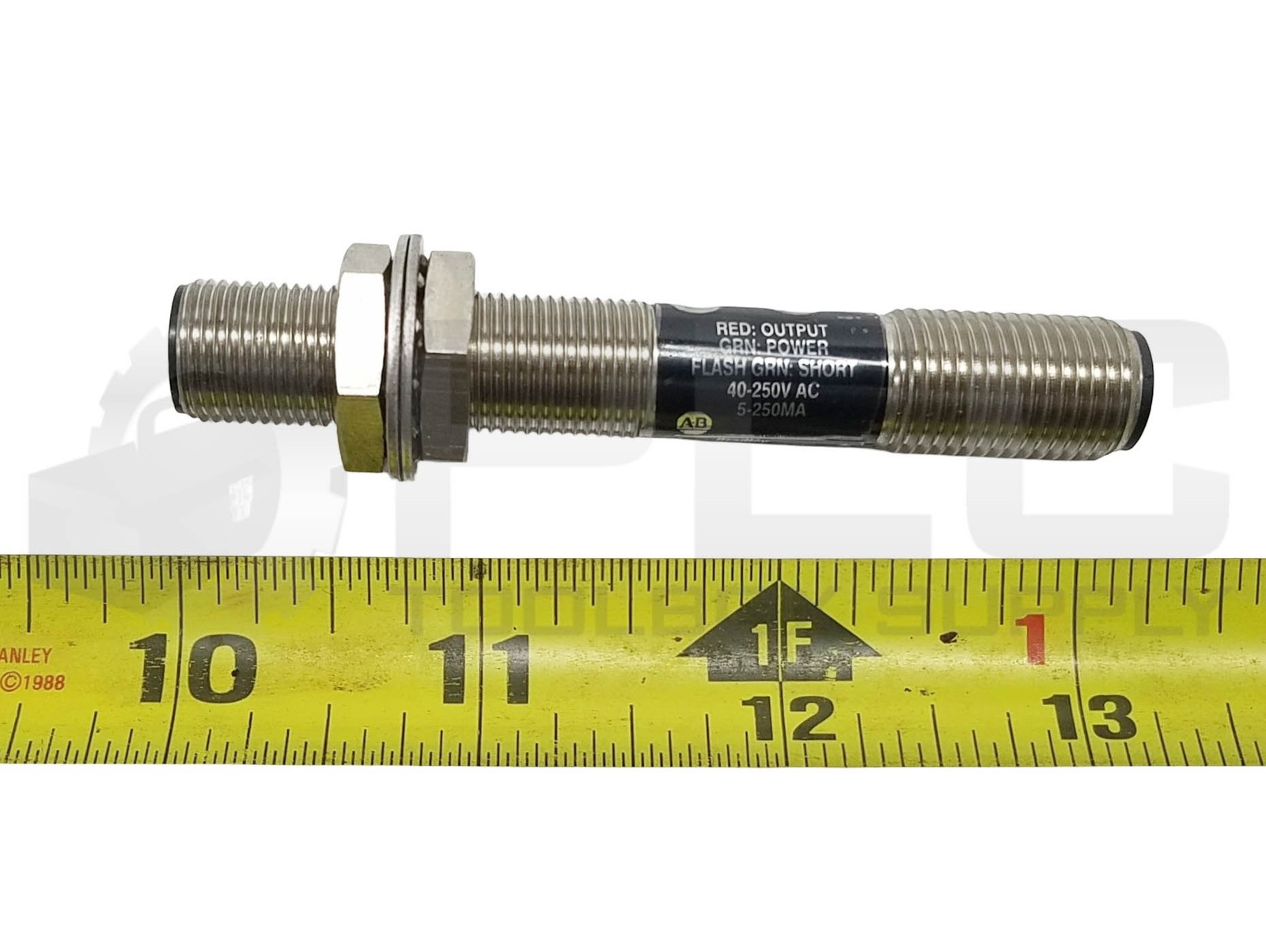 NEW ALLEN BRADLEY 871C-A2N12-R3 /A INDUCTIVE PROXIMITY SENSOR