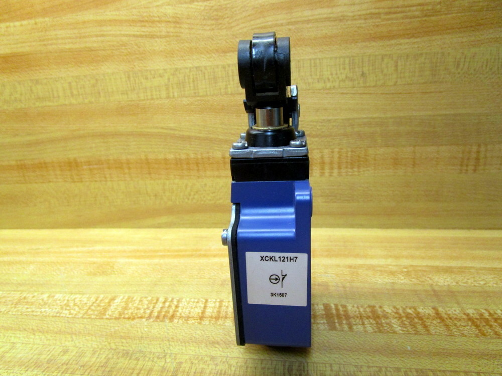 Telemecanique XCKL121H7 Limit Switch XCKL