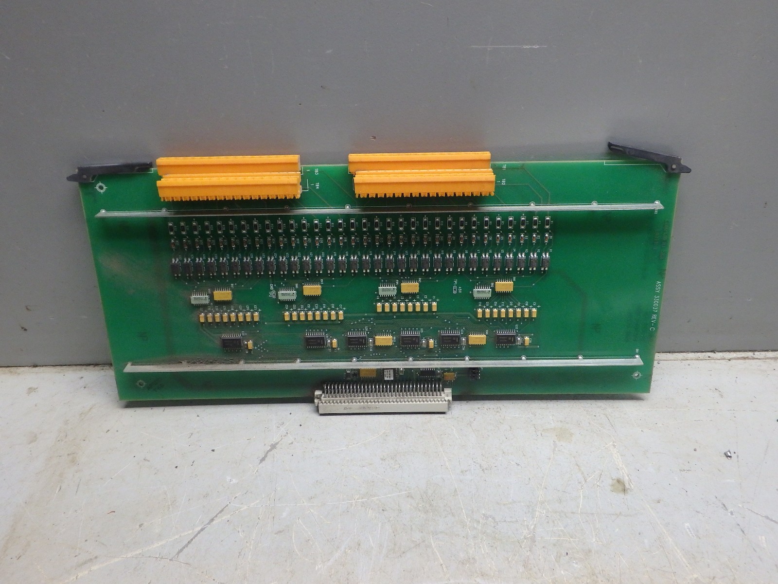 VAN DORN CIRCUIT BOARD_ASSY 330037 REV. C_V15-200BMT