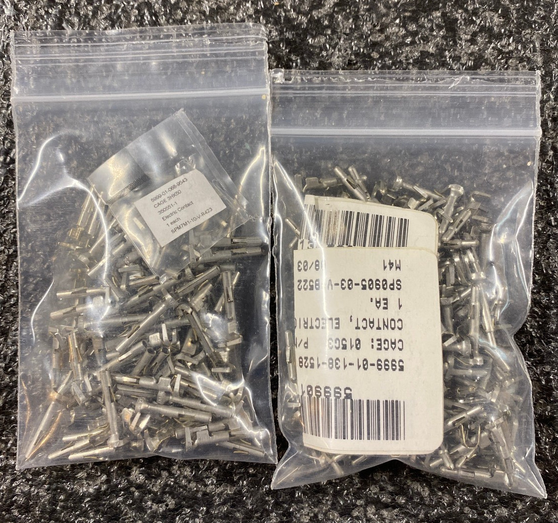 20 units Rectangular Housing Connector Plug 350809-1 and Electrical Contacts