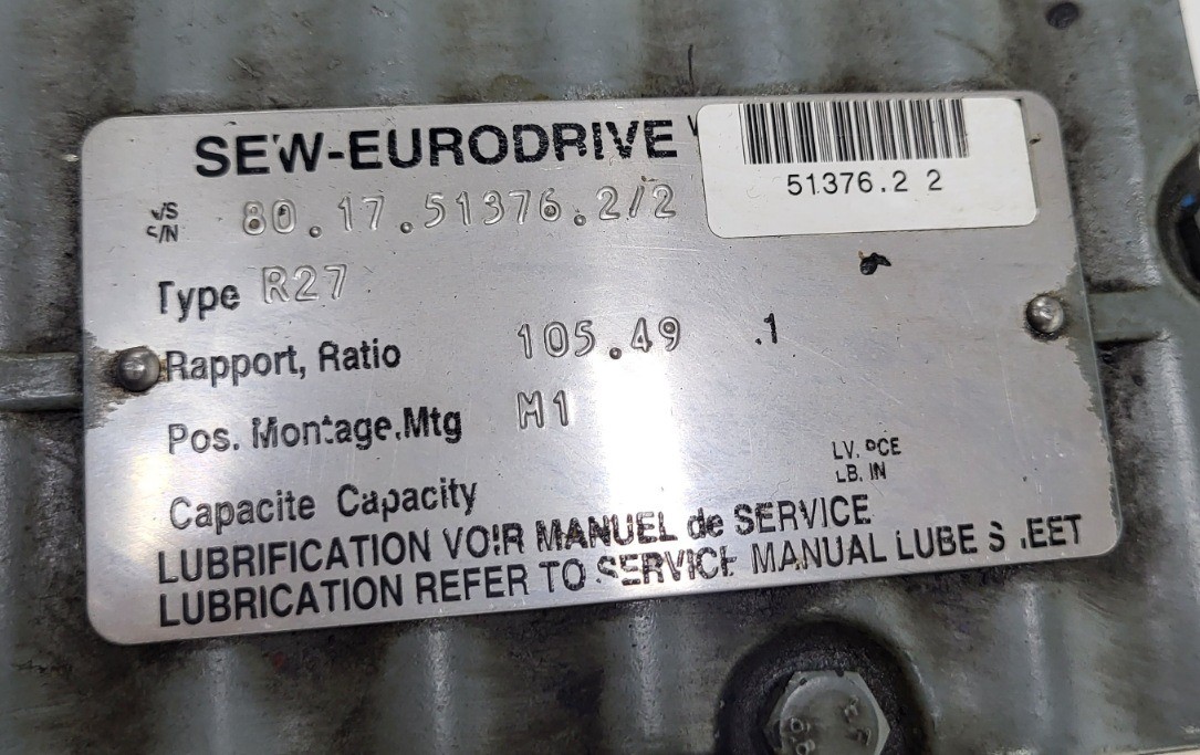 SEW EURODRIVE R27DT71K4 GEAR MOTOR 1/4HP 17RPM RATIO: 105.49, R27