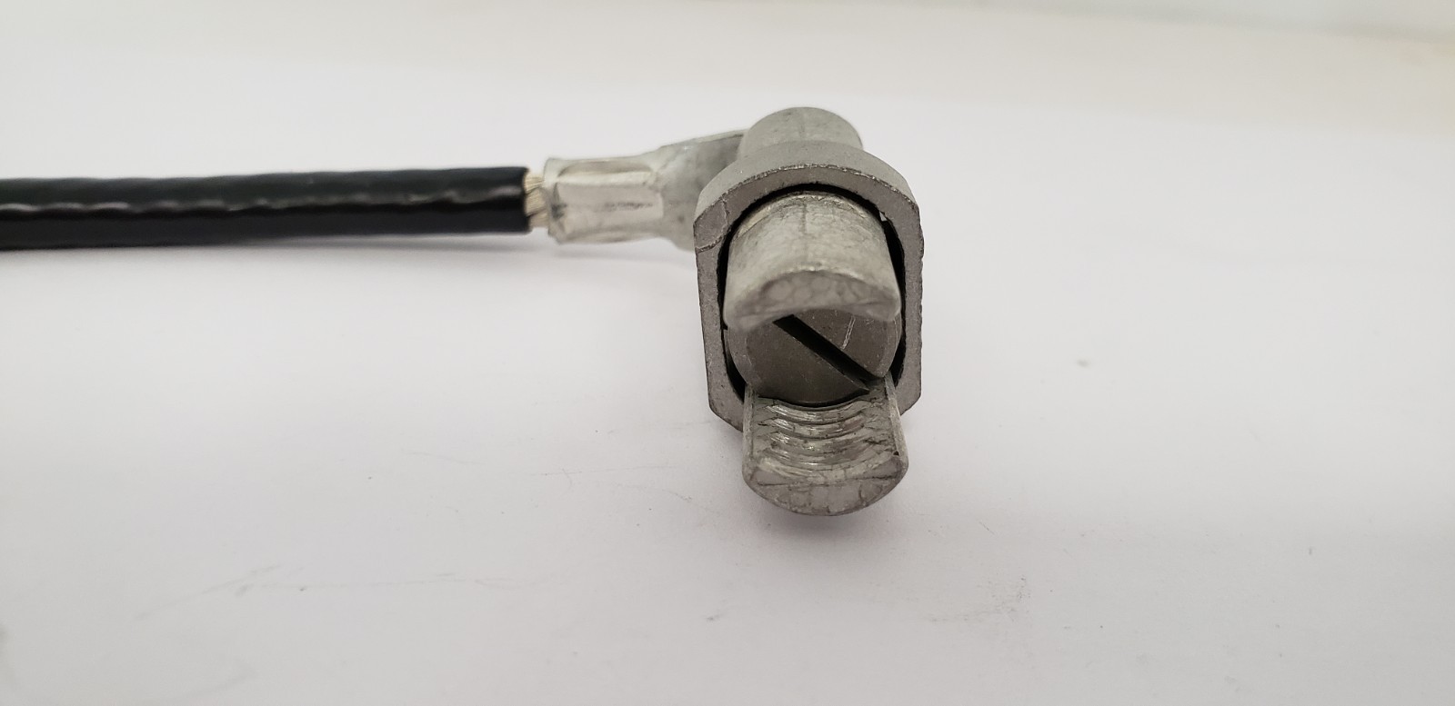 EMC EM3955-6L/8100-15 BSW CONNECTOR, W/#6 AWG WIRE, 15″, NNB