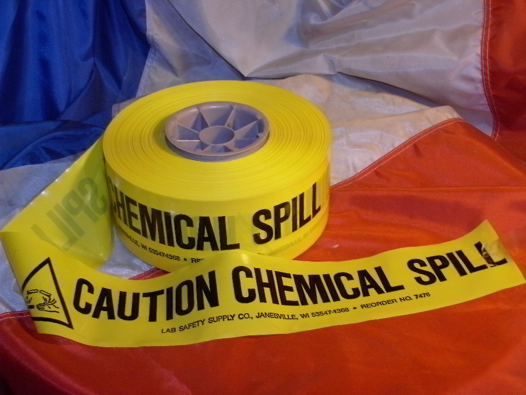 LAB SAFETY SUPPLY 7476 “CAUTION: CHEMICAL SPILL” BARRICADE TAPE 3″ X 500′