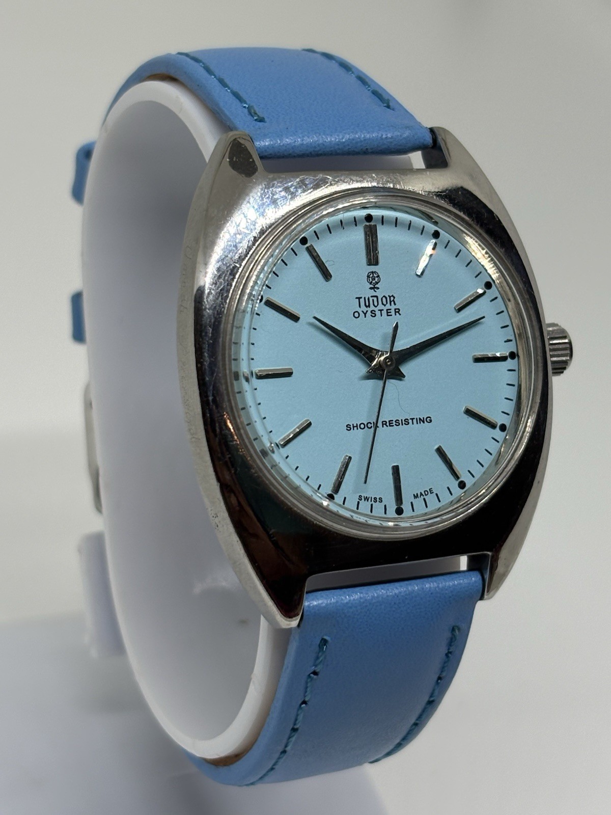 Vintage Tudor Oyster 17 Jewels Manual Winding Swiss Made Men’s Watch Blue Dial
