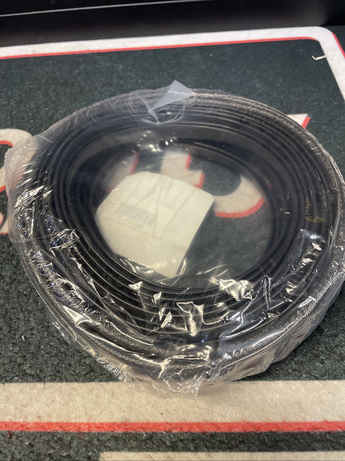 Trim-Lok 100B3x3/32-25 Edge Trim Alum Clip 0.26 25 Ft