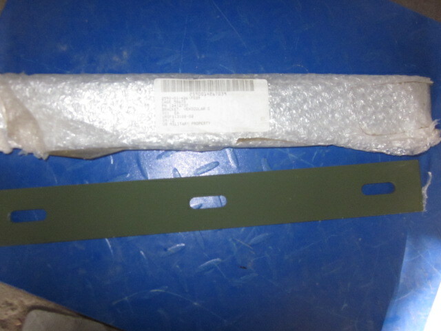NOS Vehicular Bracket 12412737 2590-01-426-7039 for FMTV