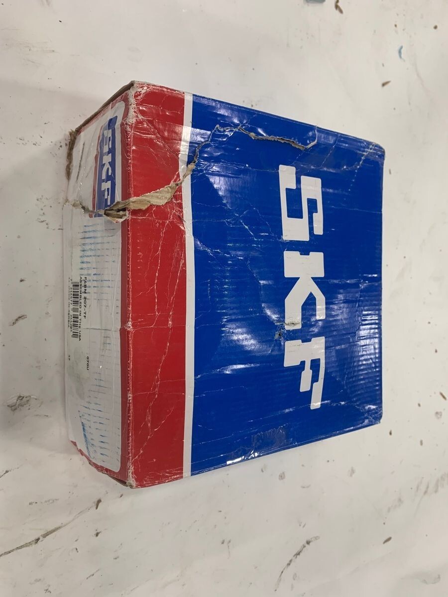 1 NEW SKF F4BM 207-TF 4 BOLT FLANGE BEARING NIB ***MAKE OFFER***
