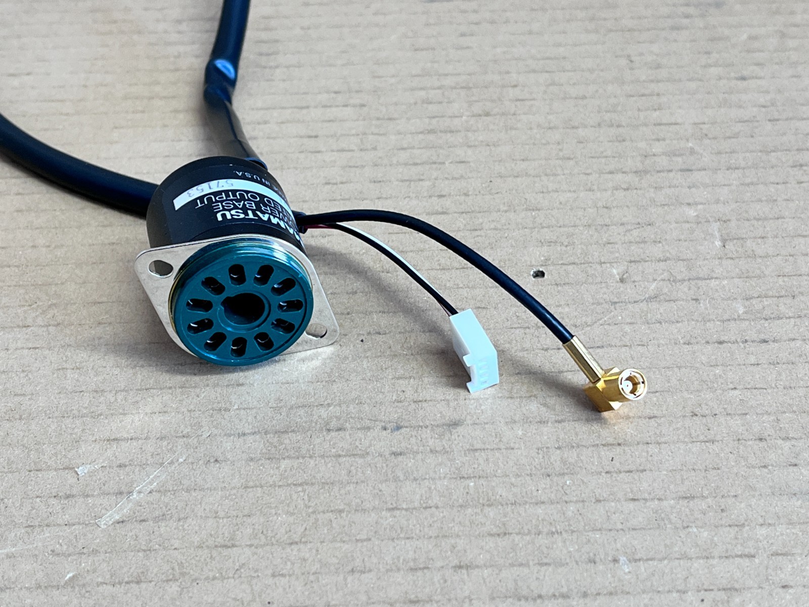 Hamamatsu HC123-01 HV Power Base Socket