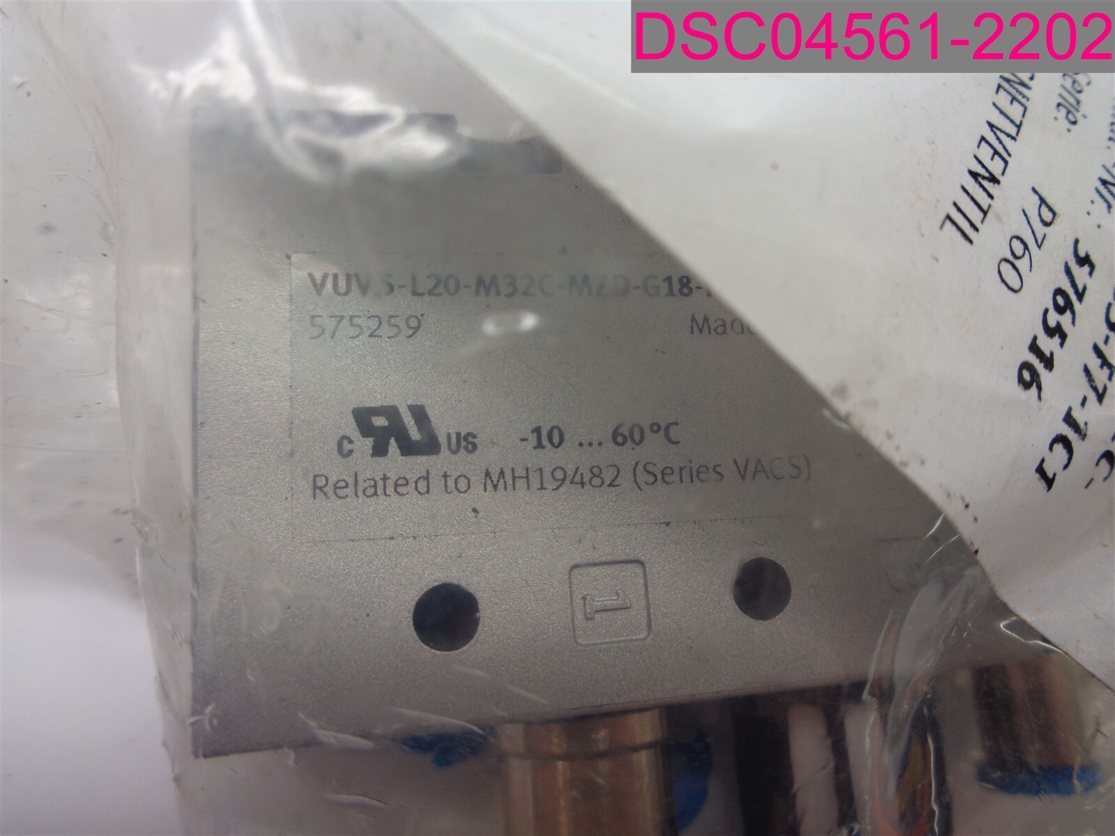 Festo VUVS-L20-M32C-MD-G18-F7 Solenoid Valve VUVS-L20-M32C-MZS-Q6-U3-F7-1C1