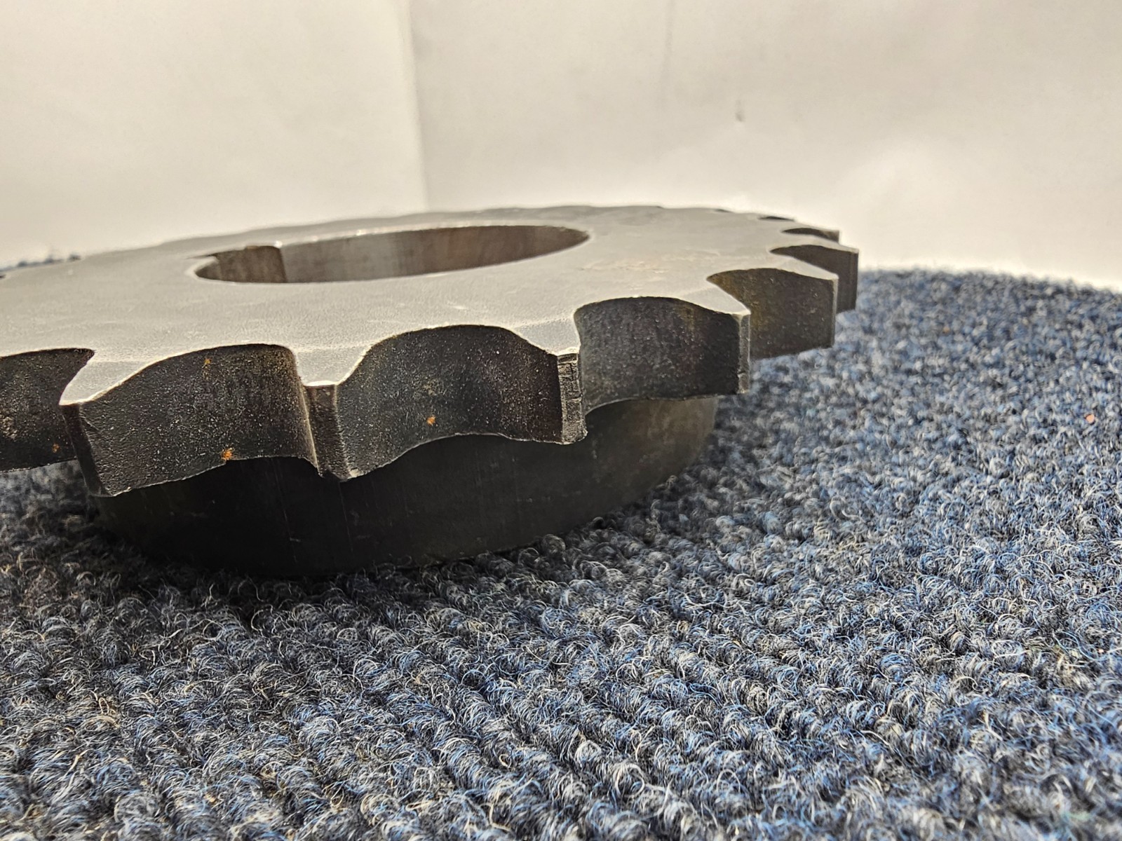 Martin 60B22 Solid B Sprocket 2-7/16″ Keyed Bore 22 Teeth Total Thickness 1-1/2″