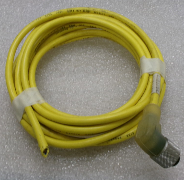 IFM EFECTOR E10903 PNP 4-PIN 90° M12 Connector Cordset USED 9′ L #372P
