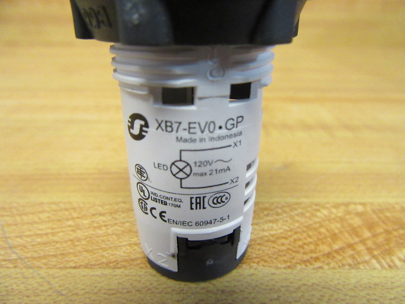 Schneider Electric XB7-EV0-3GP Pilot Light Assembly W/O Legend