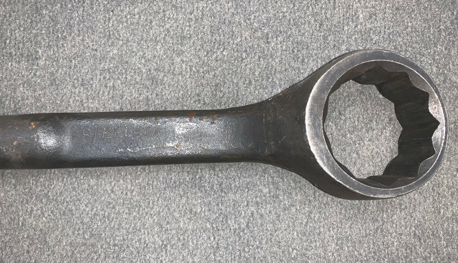 PROTO BOX END SPUD WRENCH 12 POINT 2-3/4″ SIZE 4″ HEAD OD 30″ OAL LENGTH