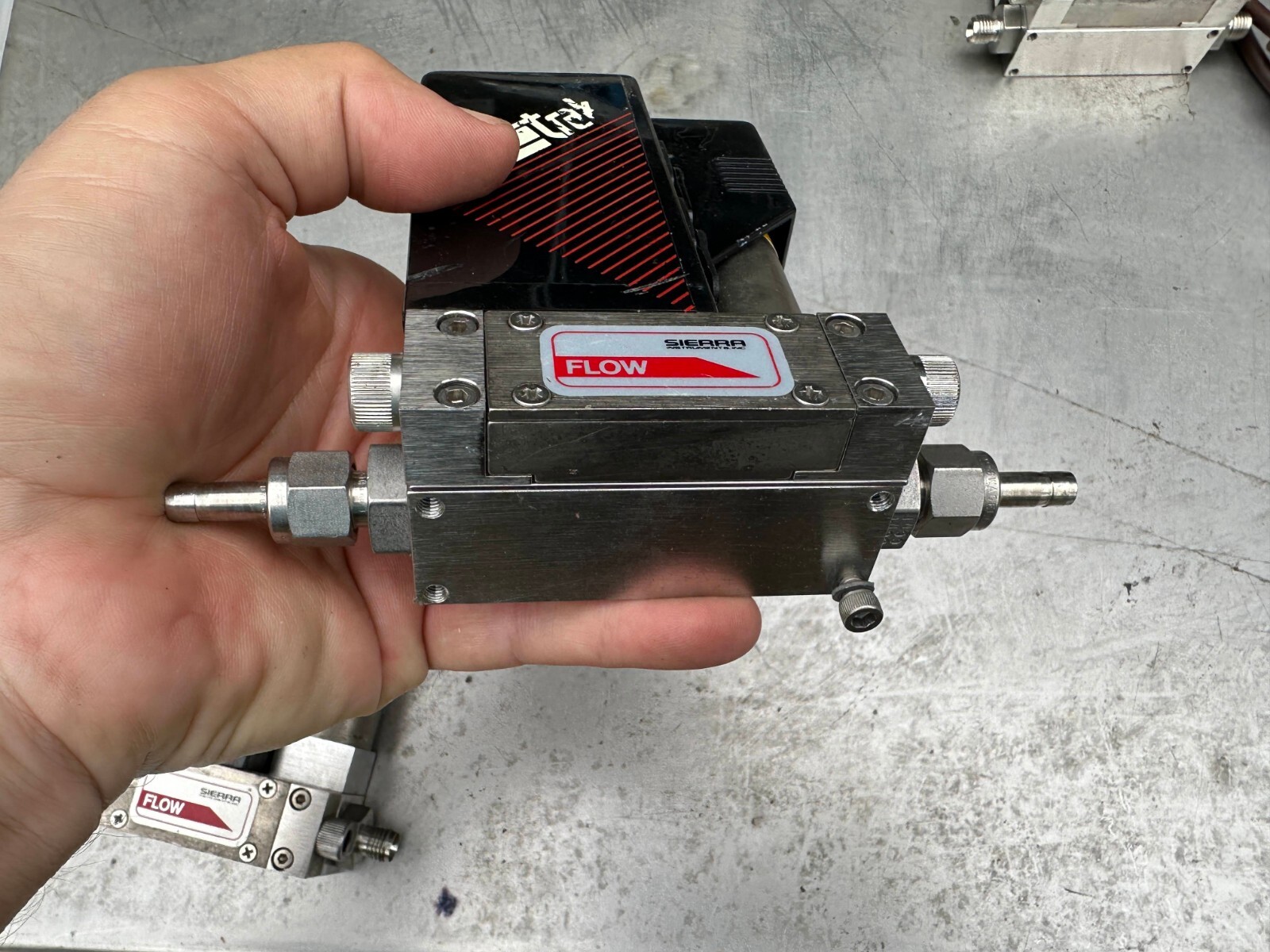 Sierra Auto Trak Mass Flow Meter 0-5VDC P/N 860C-L-2-0V1-SV1-V1-S1 (Lot of 2)