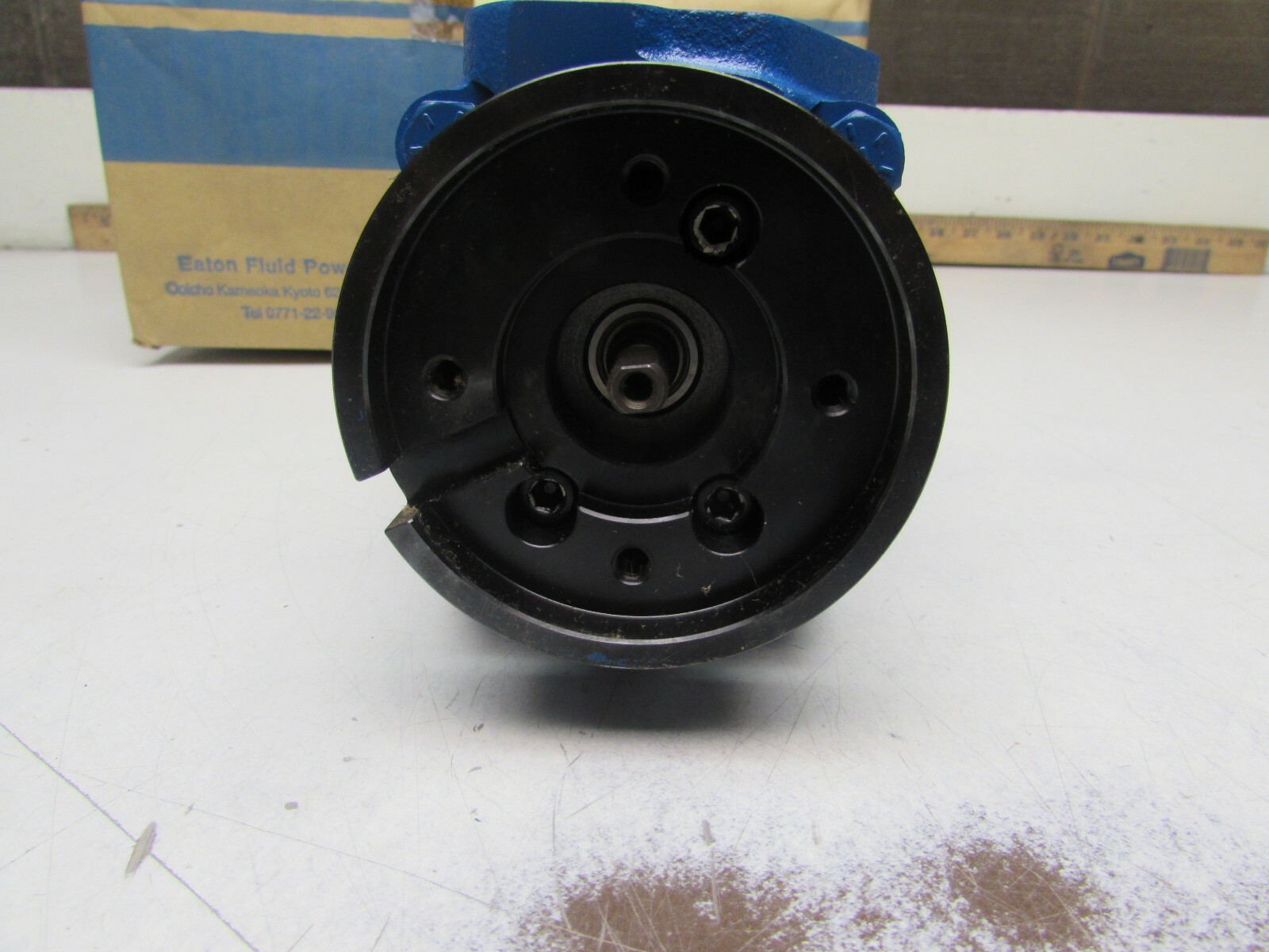 EATON CHAR-LYNN 2TH08AS2S-E 3236, HYDRAULIC MOTOR, NEW! MAKE OFFER!