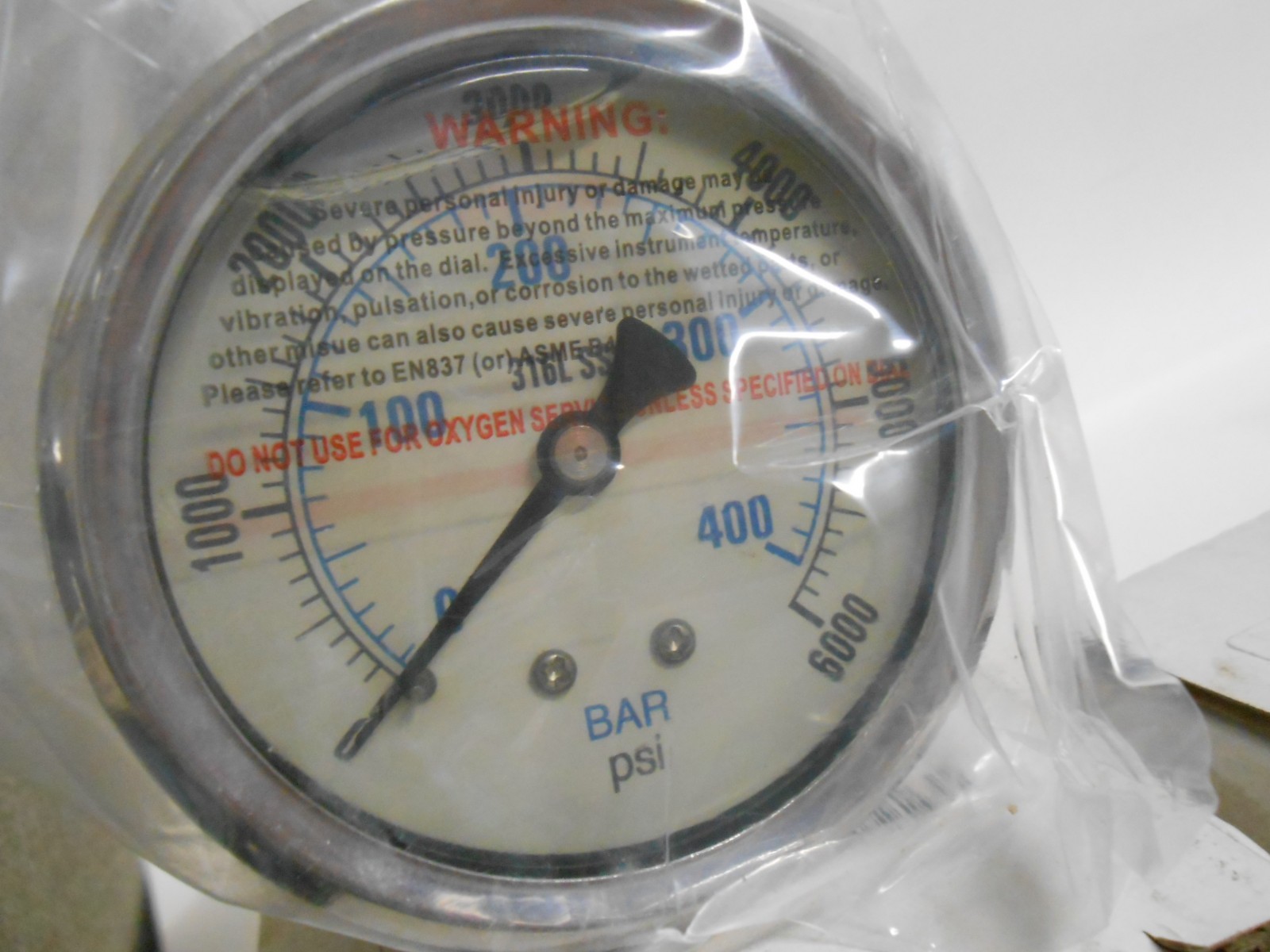 Lot NEW Gauges Pro-302L-254S-01 Industrial Pressure Gauge 0 To 6000 Psi 2 1/2 In