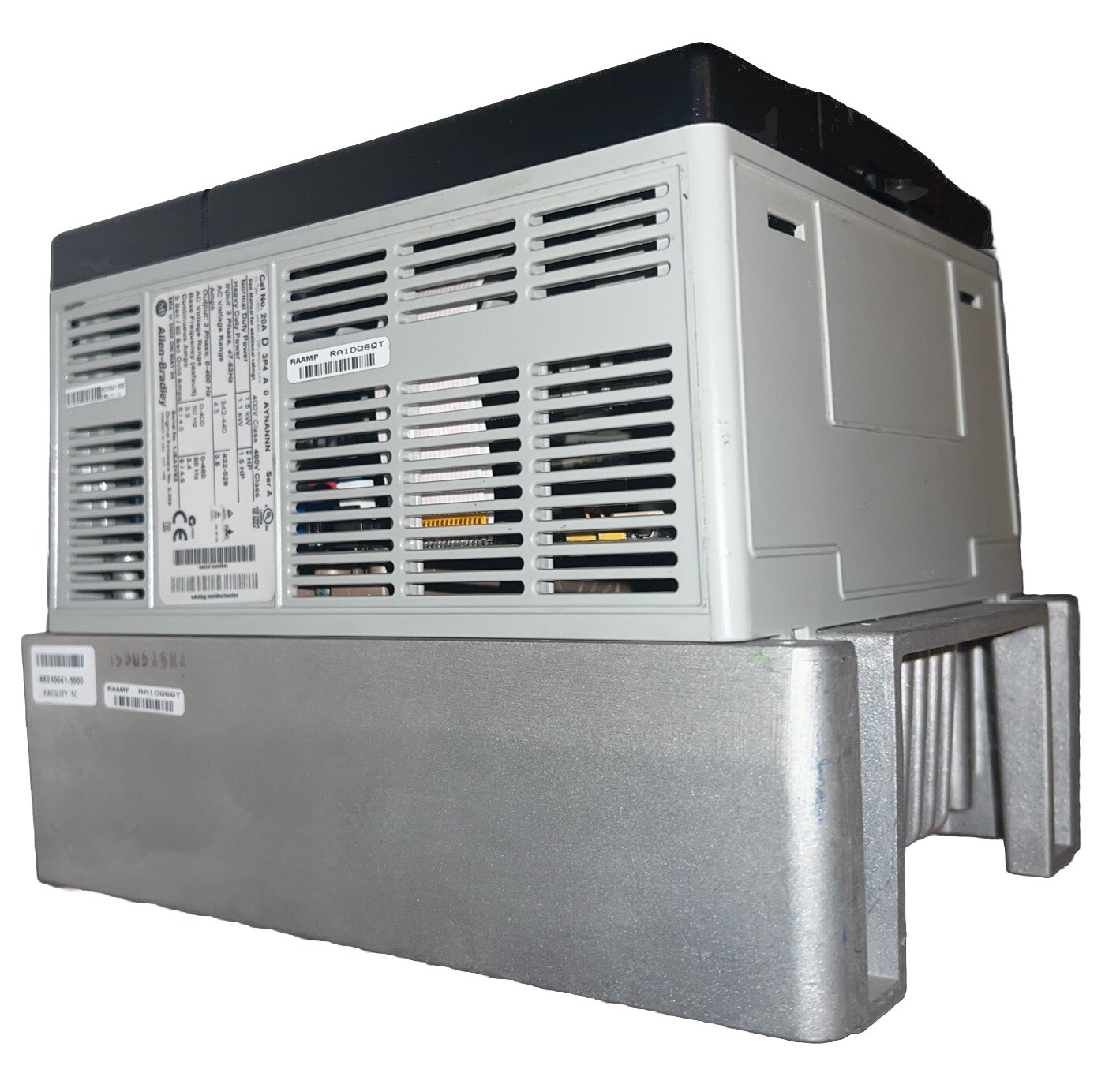ALLEN-BRADLEY POWERFLEX 70 20AD3P4A0AYNANNN AC DRIVE 1.5KW / 2HP SER A