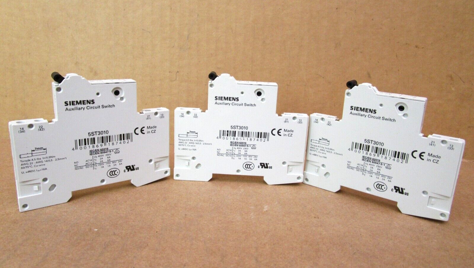 Siemens 5ST3010 Auxiliary Circuit Switch Lot of 3 Pieces 50689HI