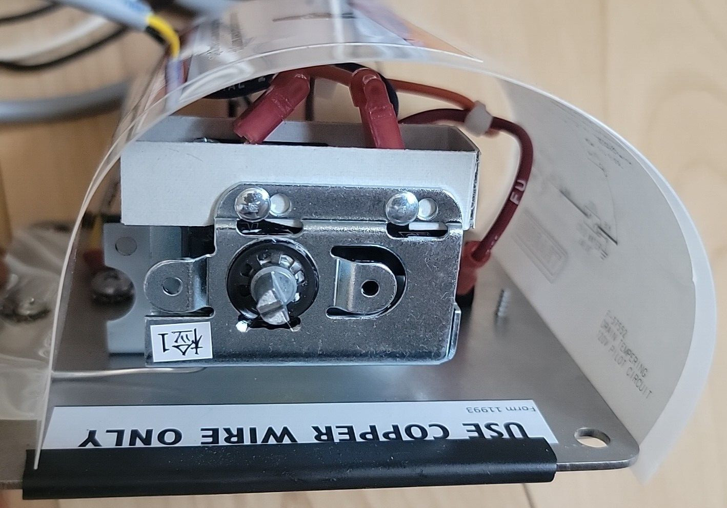 HOBART Drain Tempering Pilot Circuit Control 120V F-37552 OEM – NEW Without Box