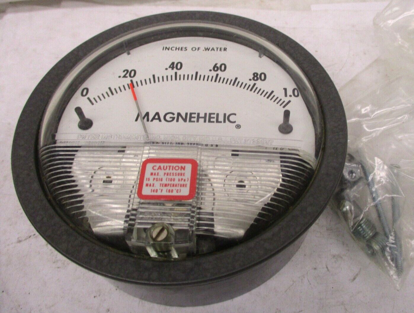 Dwyer 2001C Magnehelic Differential Pressure Gage 15 PSIG Max 0-1.0″ A7251WVS