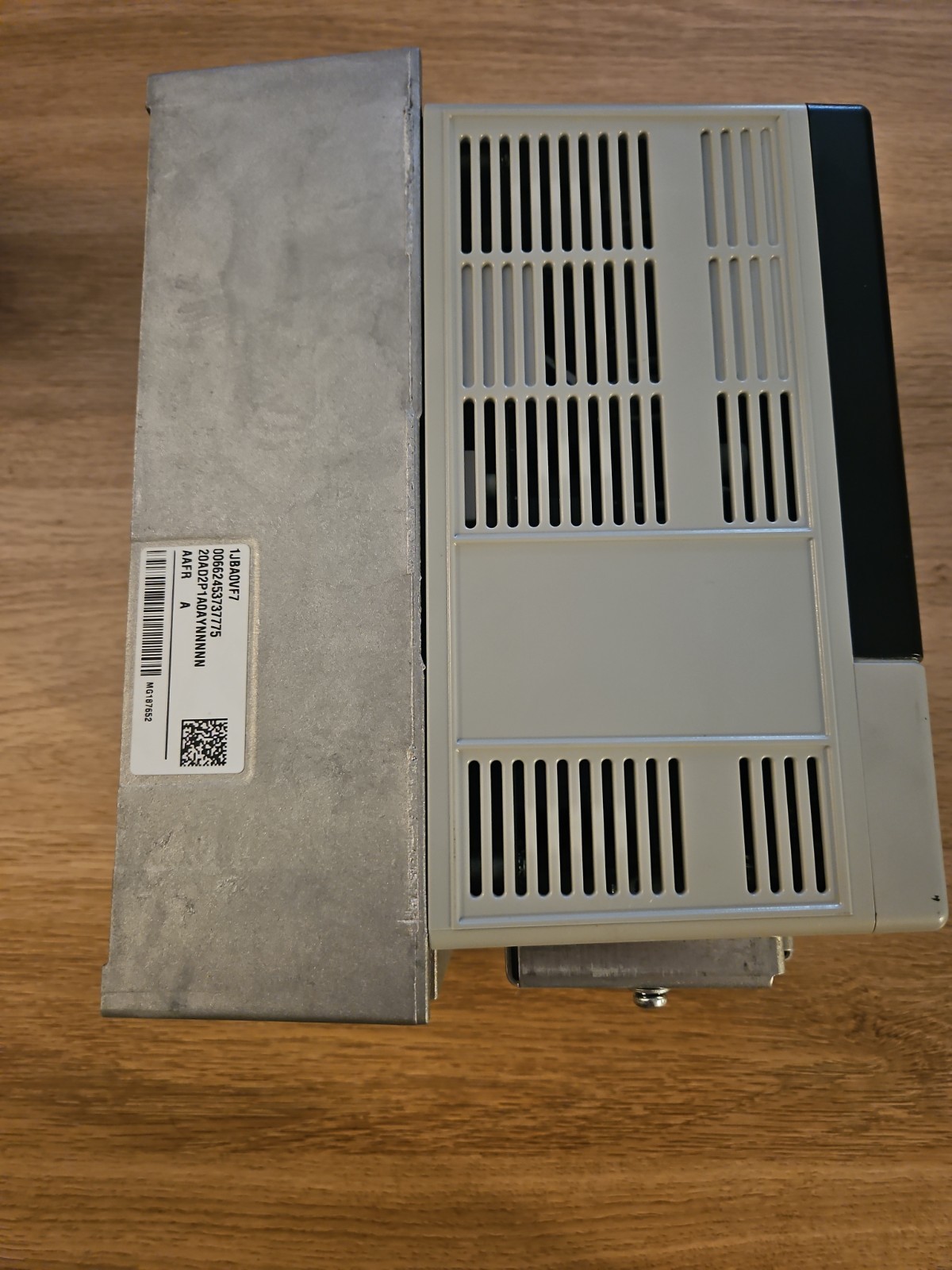 NEW ALLEN-BRADLEY POWERFLEX AC DRIVE 20AD2P1A0AYNNNNN/A