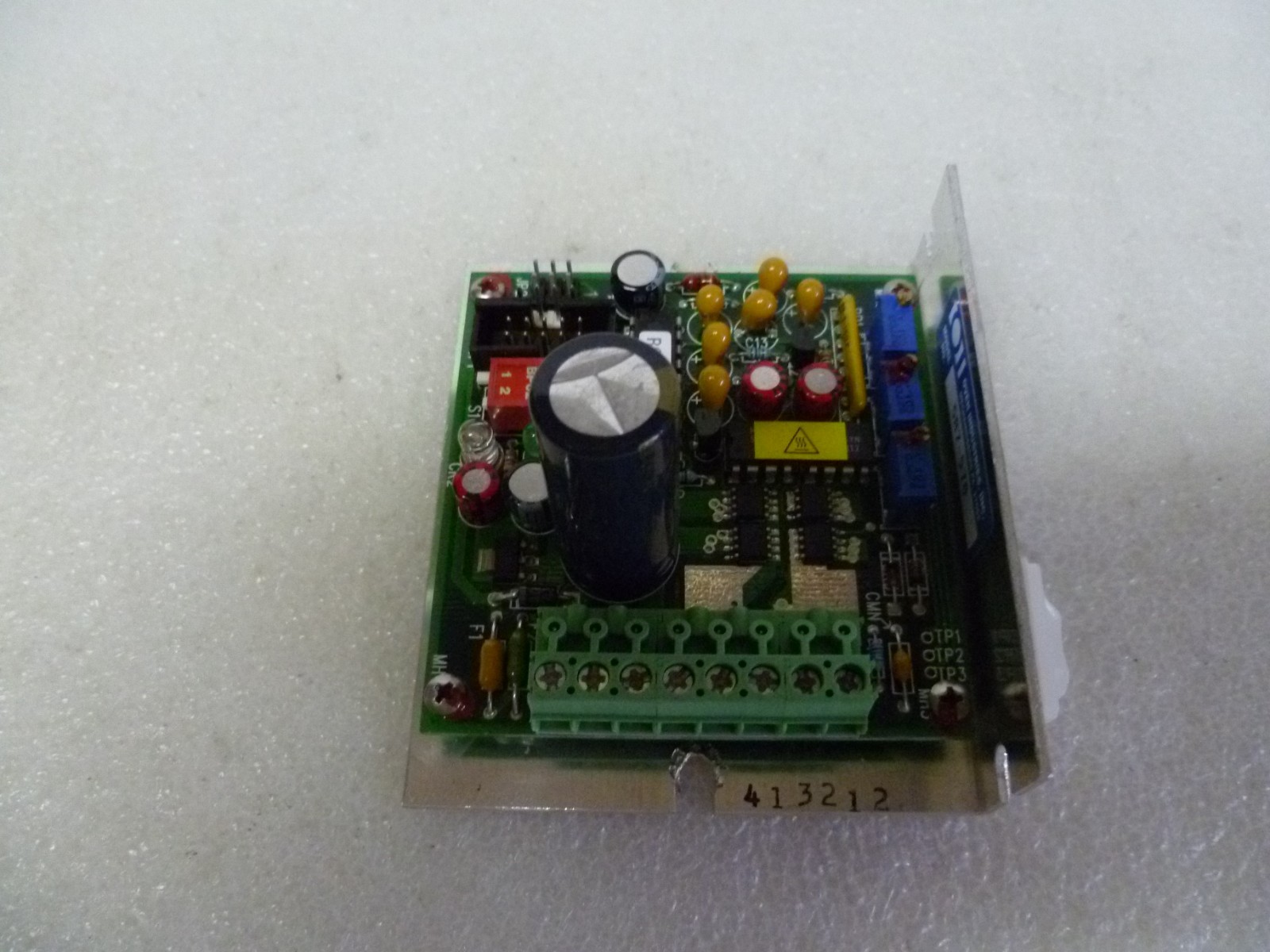 OVEN INDUSTRIES MODEL NO. 5R7-570 TEMPERATURE CONTROLLER CONTROL BOARD