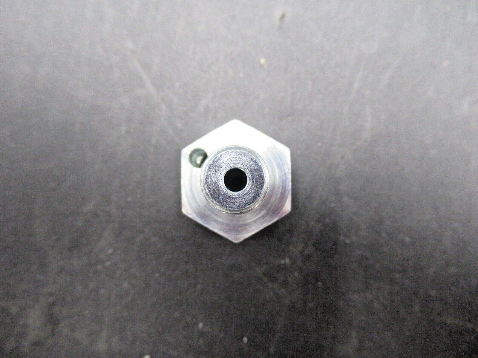 APV SPX Flow M569P454323 PLUG VENT 0.125 IN NPT ZN PLT STL W/FLTR *NEW*
